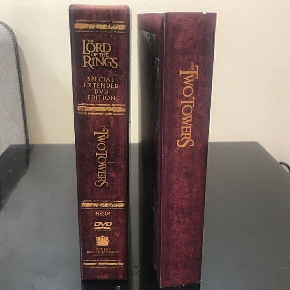 Lord of the Rings “The Two Towers” DVD set EUC - Picture 2 of 7